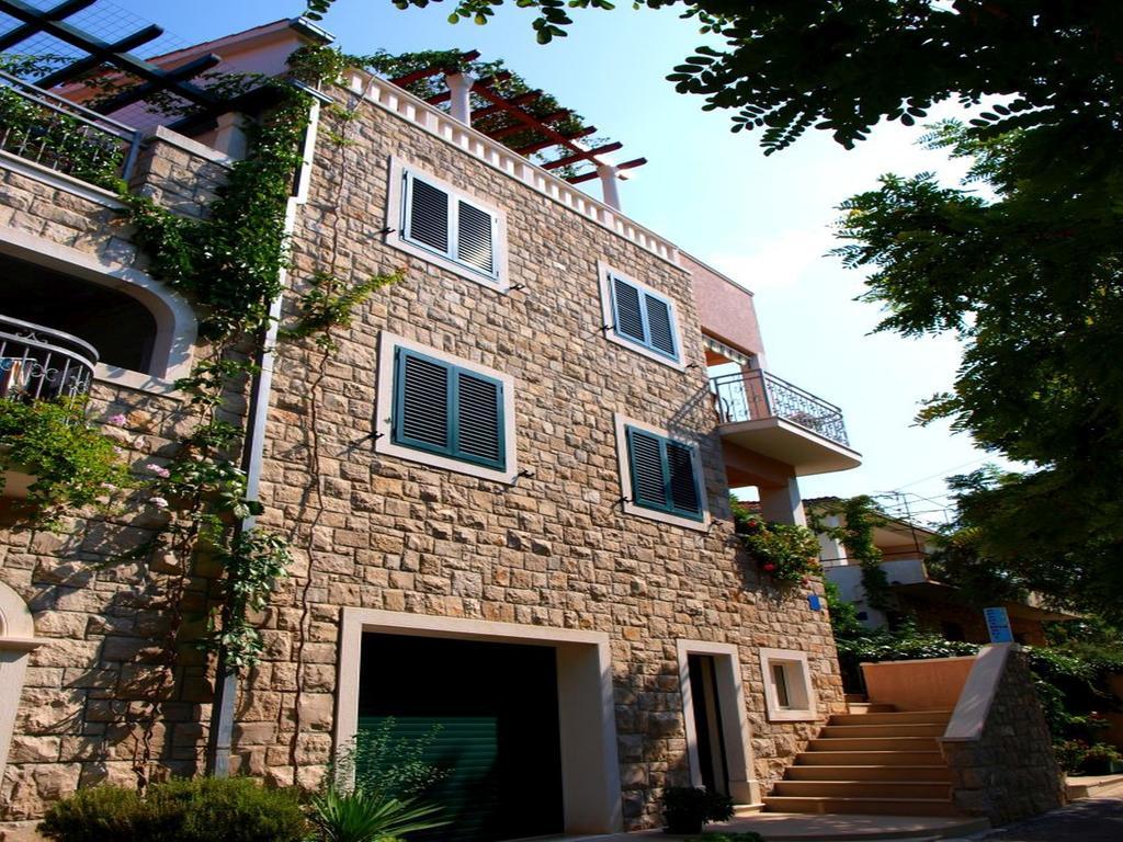 Apartments Mia Postira Quarto foto