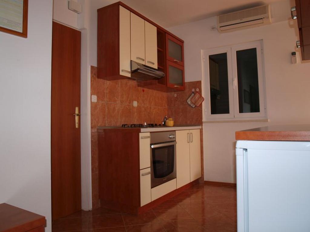 Apartments Mia Postira Quarto foto